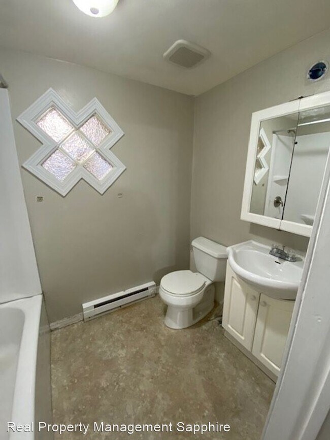 Building Photo - 1 br, 1 bath House - 122 N 2nd Street