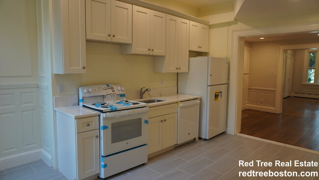 Foto del edificio - 1712 Beacon St