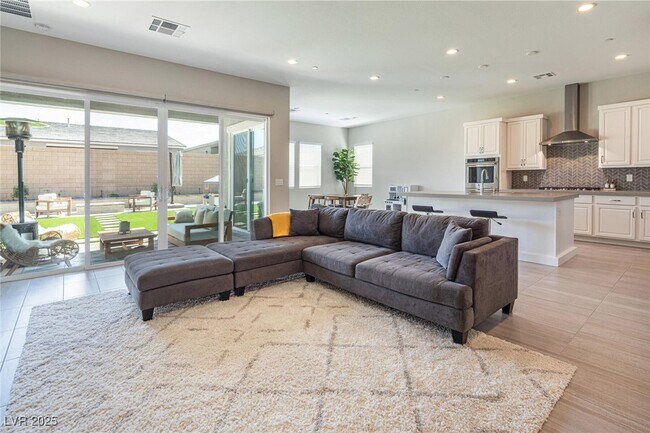 Foto del edificio - 832 Canonbury St