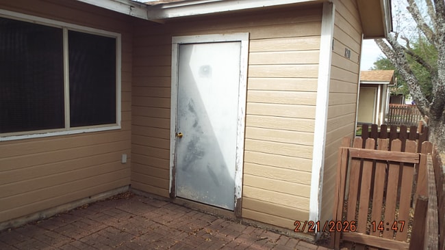 Building Photo - 8230 Glen Mont Dr