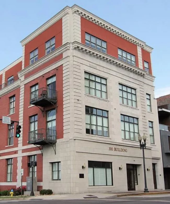 Photo - 300 S Gay St Apartment