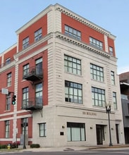 Building Photo - 300 S Gay St