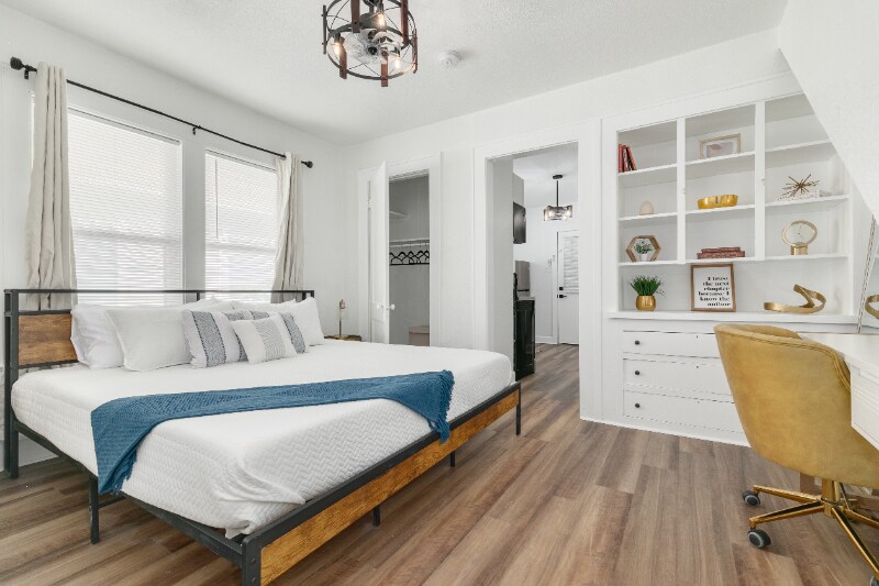 Foto principal - 805 4th Ave N