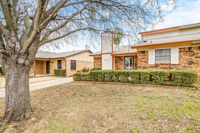 Building Photo - 2521 Indigo Ln