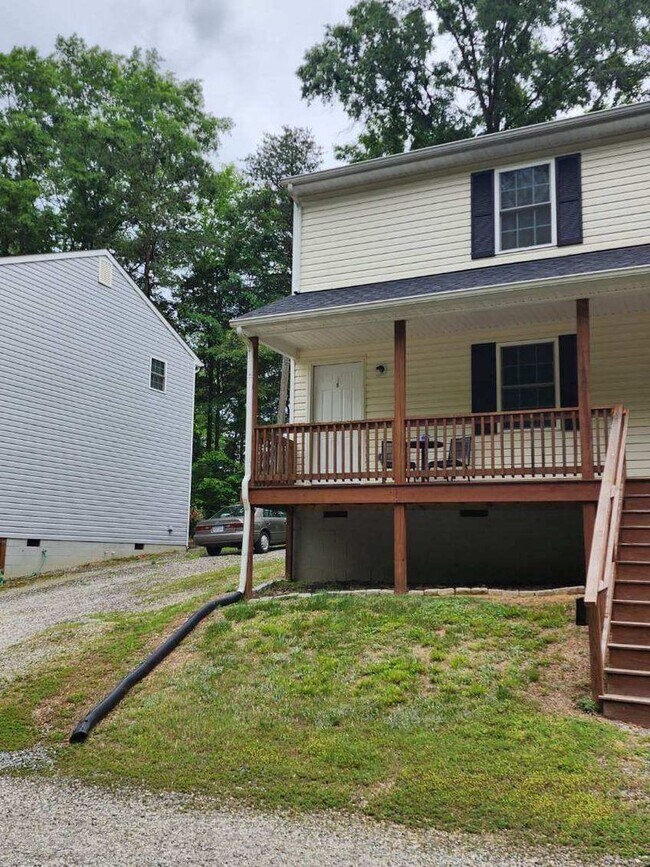 Building Photo - Orion Homes - 412 Winston