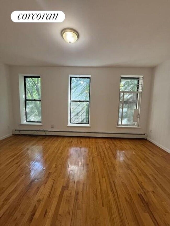 Building Photo - 623 Baltic St