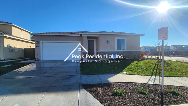 Building Photo - Updated 3bd/2ba Natomas Home with 2 Car Ga...