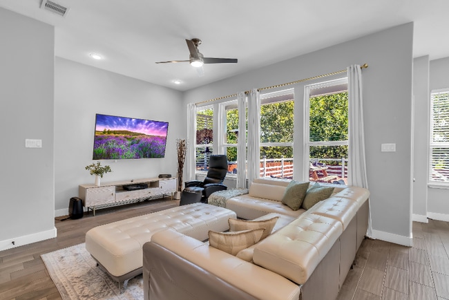 Photo - 10747 Dulcimer St House