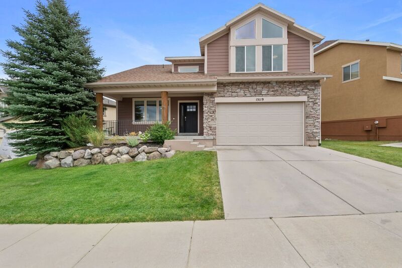 Primary Photo - 15119 Eagle Chase Dr