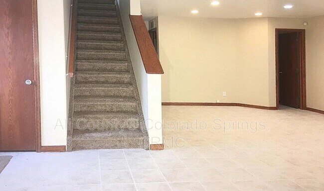 Building Photo - 7306 Legacy Point