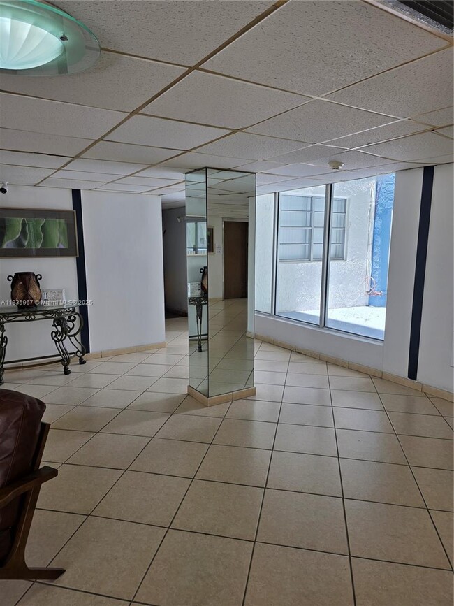 Foto del edificio - 5050 NW 7th St