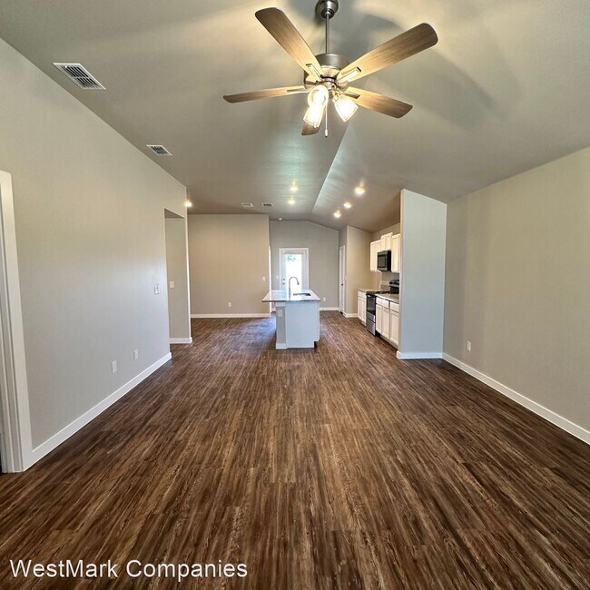 Foto del edificio - 3 br, 2 bath House - 2059 Kenwood Avenue