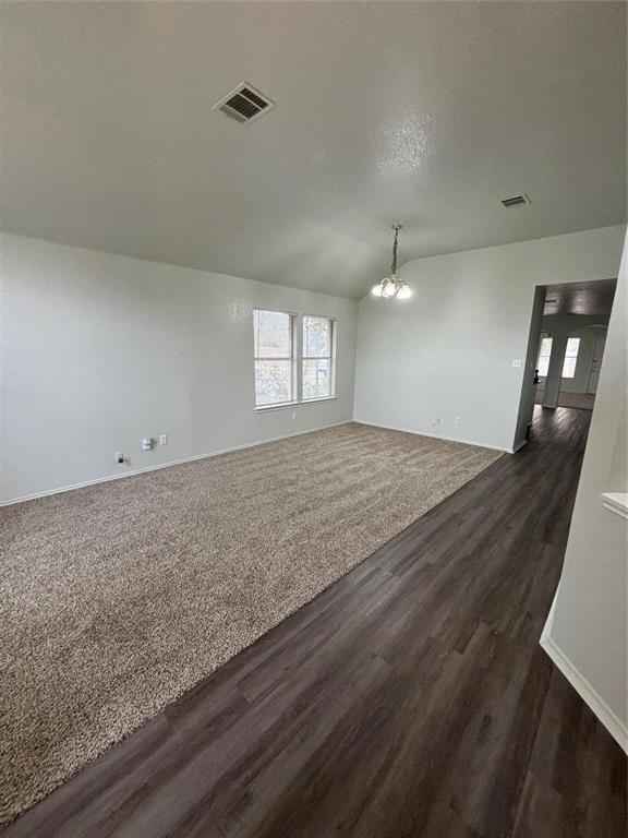 Foto del edificio - 8616 Devine Ln