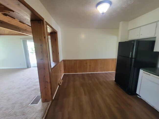 Foto del edificio - 2653 Twinbrooke Ln