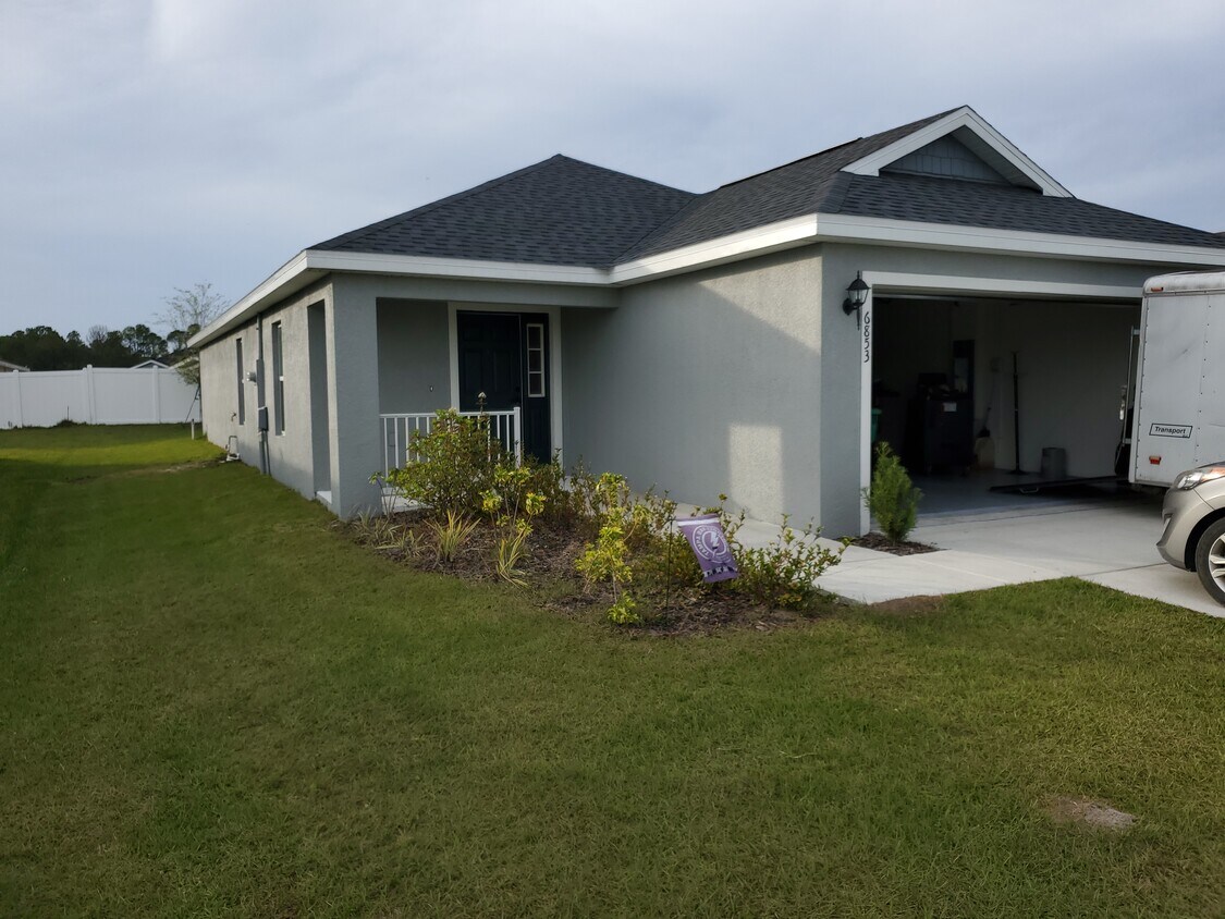 6853 Abbywood Ln, Zephyrhills, FL 33541 House Rental in Zephyrhills