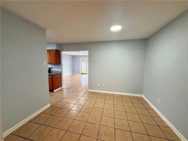 Foto del edificio - 4812 Trenton St