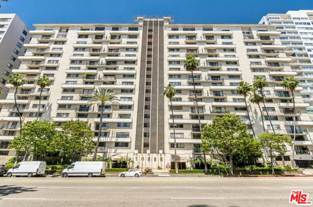 Foto principal - 10535 Wilshire Blvd