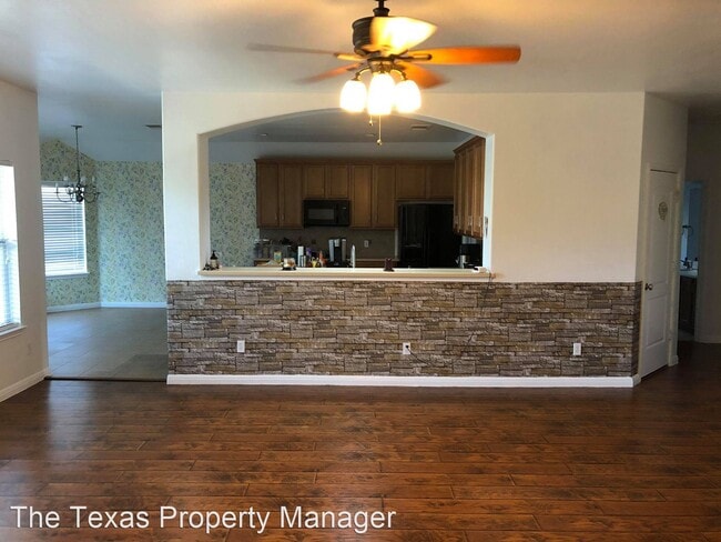 Building Photo - 4 br, 3 bath House - 1106 Drake Cove