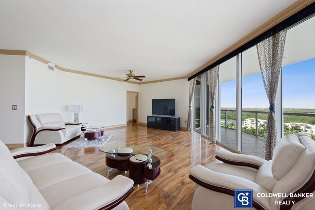 Building Photo - 6051 N Ocean Dr