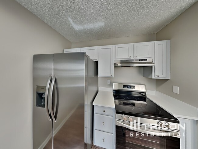 Building Photo - 2904 Westwinds Ct