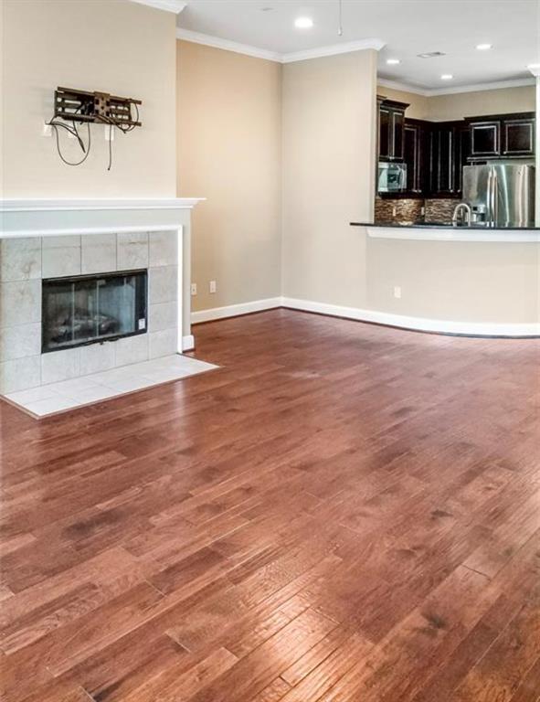 Building Photo - 5147 Oasis Park Ln