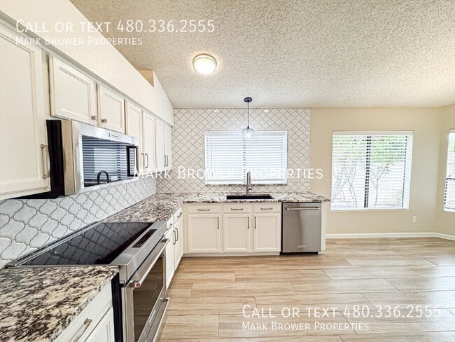 Photo - 912 W Sunward Dr House