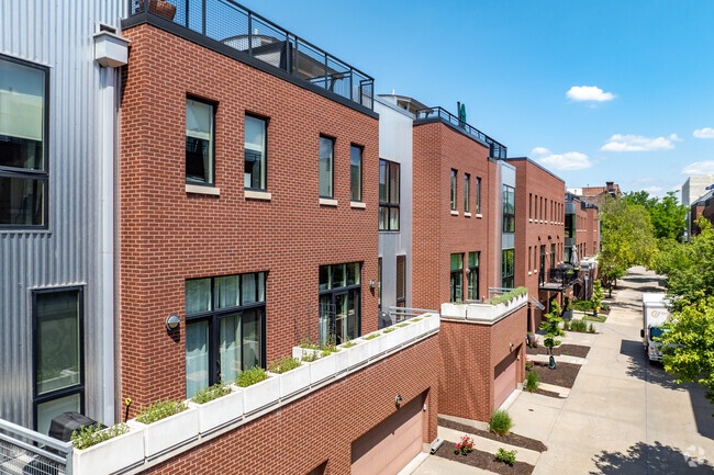 Building Photo - SoMa Rowhouses