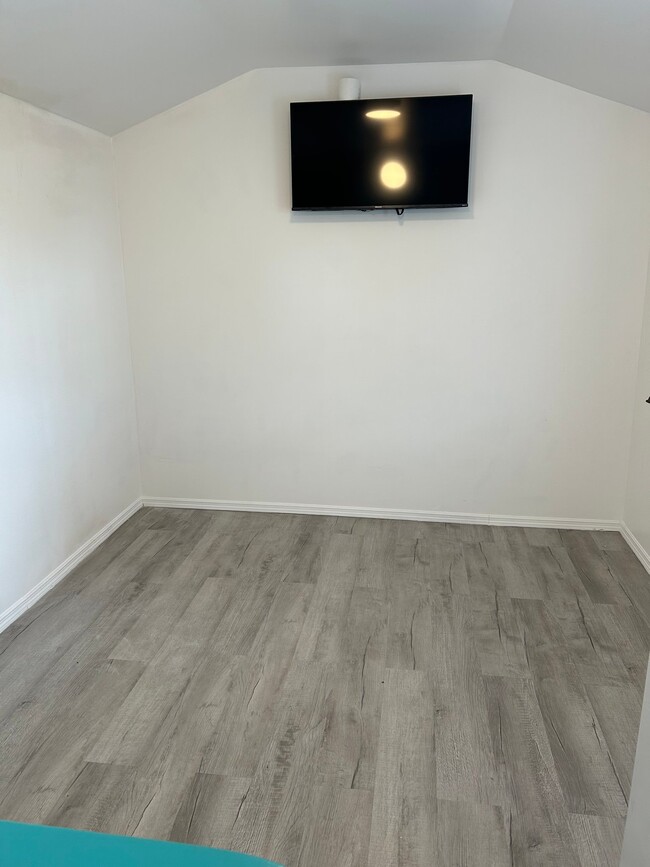 Foto del edificio - 1709 Furey Dr