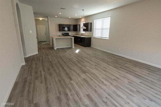 Building Photo - 3 br, 2.5 bath House - 16930 Cory Cornell Ln