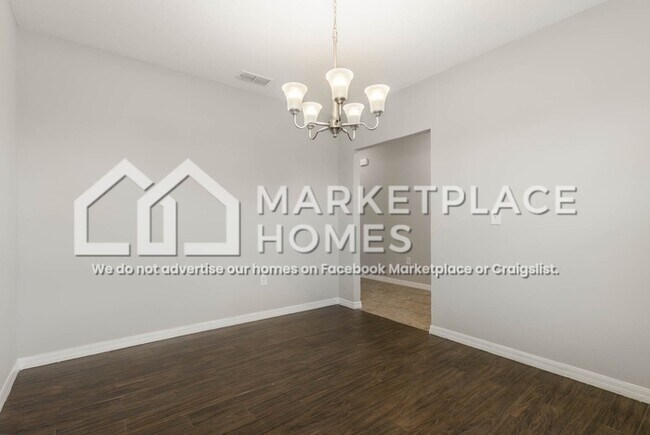 Photo - 4790 Ashurst St House