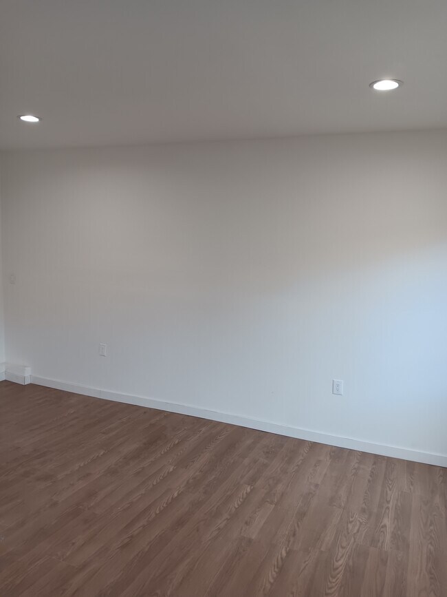 Foto del edificio - 44277 Carolside Ave
