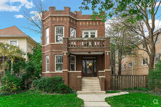 Building Photo - 1922 W Touhy Ave