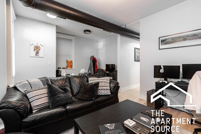 Foto del edificio - 1237 W Oakdale Ave