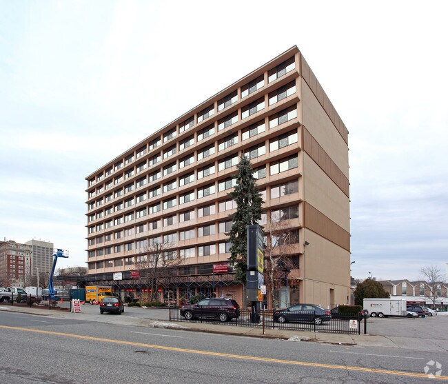 Madison Tower Condominimums Rentals Worcester, MA