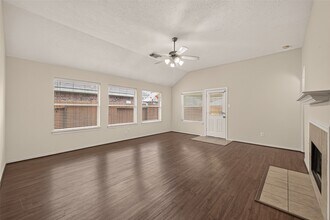 Building Photo - 5006 Juniper Walk Ln