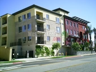 Building Photo - 2742 Cabrillo Ave