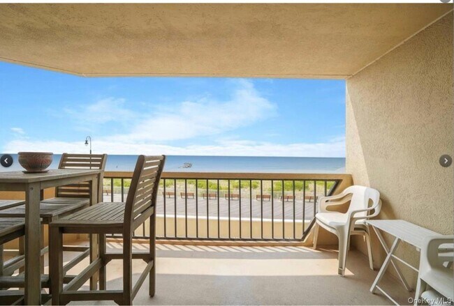 Foto del edificio - 360 Shore Rd