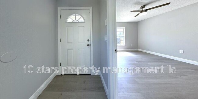 Foto del edificio - 3422 E Wilder Ave