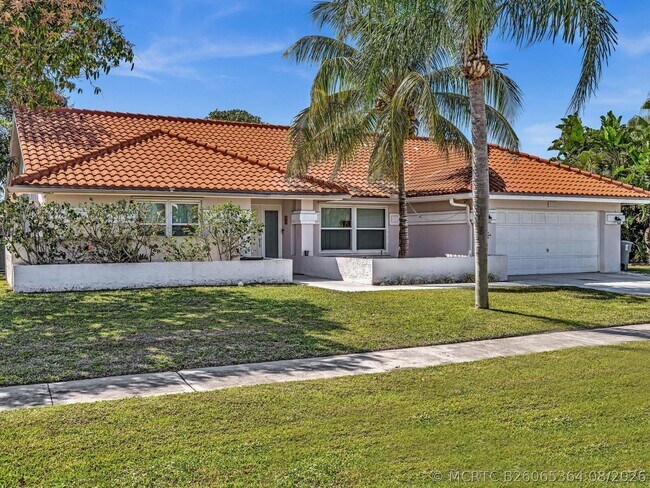 Building Photo - 9393 Laurel Green Dr