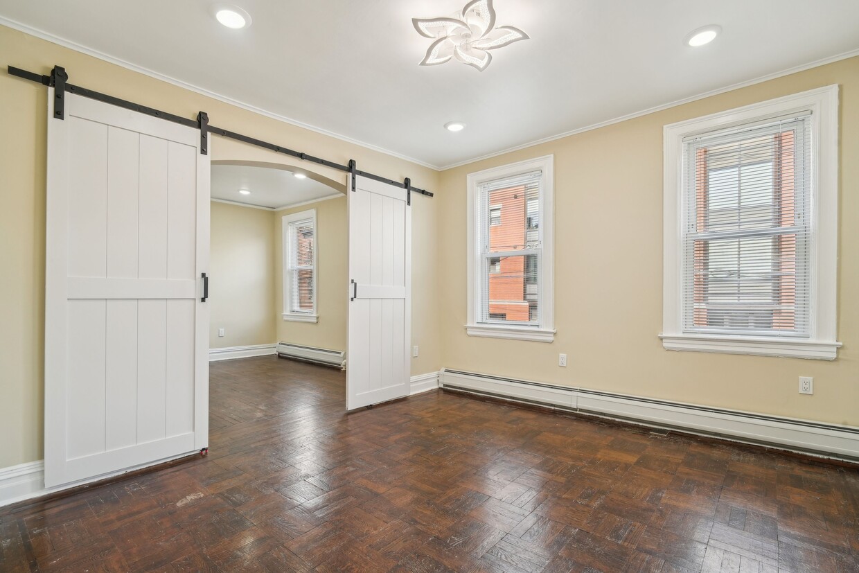 Foto principal - 325 7th St