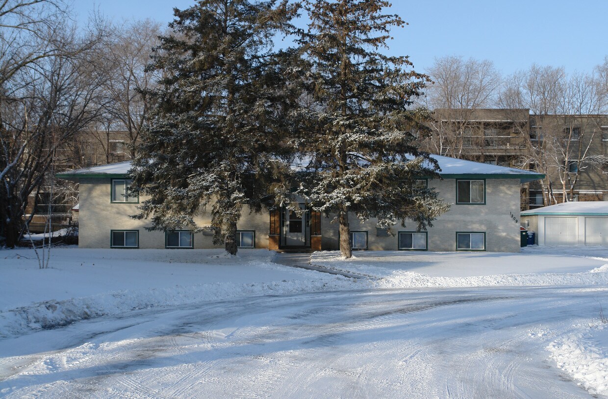 Foto del edificio - 1209 8th Ln