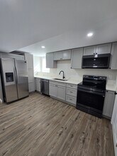 Building Photo - 27 Douglas Ave