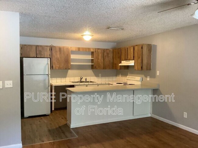 Foto del edificio - 3800 NE 41st St