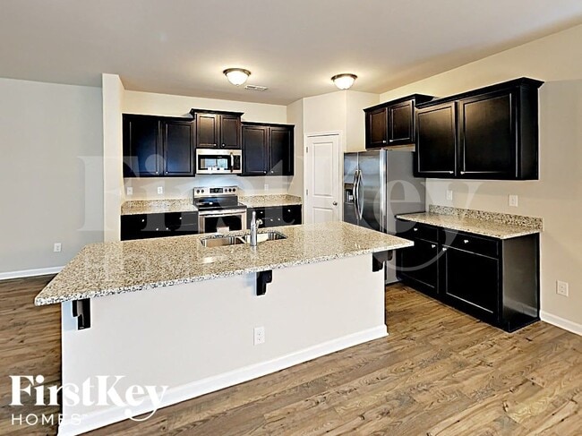 Foto del edificio - 1709 Rocky River Rd