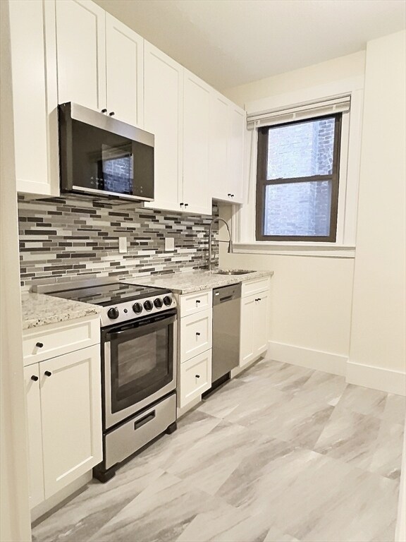 Building Photo - 1485 Beacon St