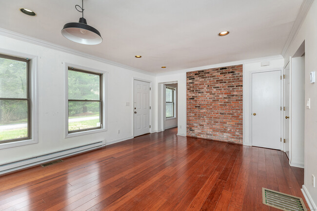 Foto del edificio - 433 Kent Cornwall Rd