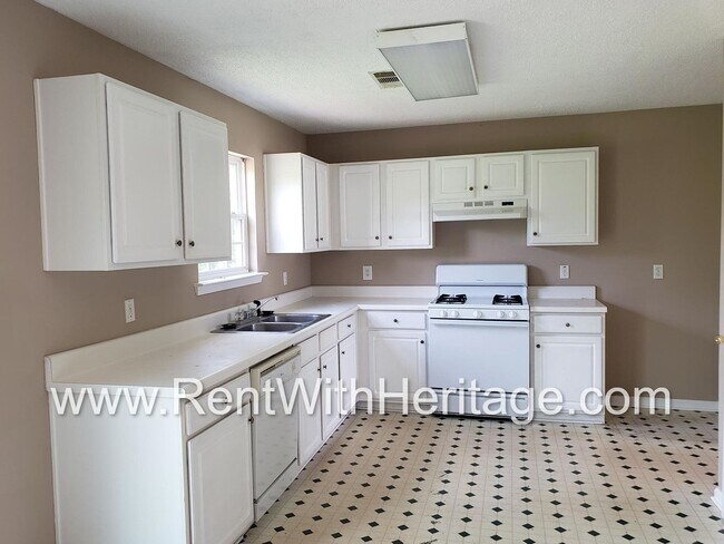 Foto del edificio - 179 Parkview Ln