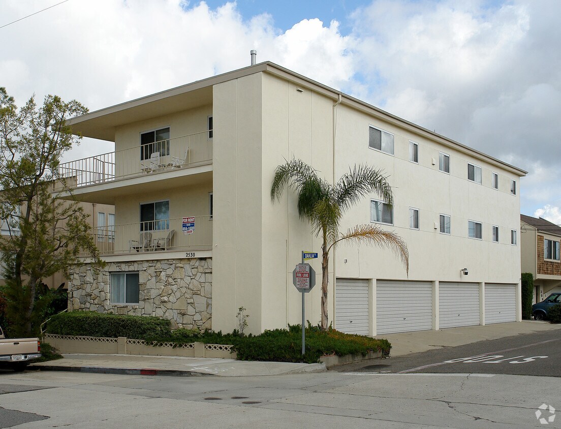 Building Photo - 2530 Seaview Ave