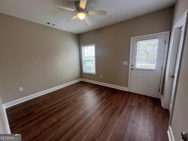 Foto del edificio - 1027 Park Hill Dr