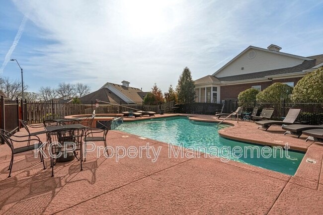 Building Photo - 17 Jeffrey Way